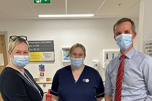 Liam McArthur with NHS Orkney CEO Laura Skaife-Knight at the Balfour